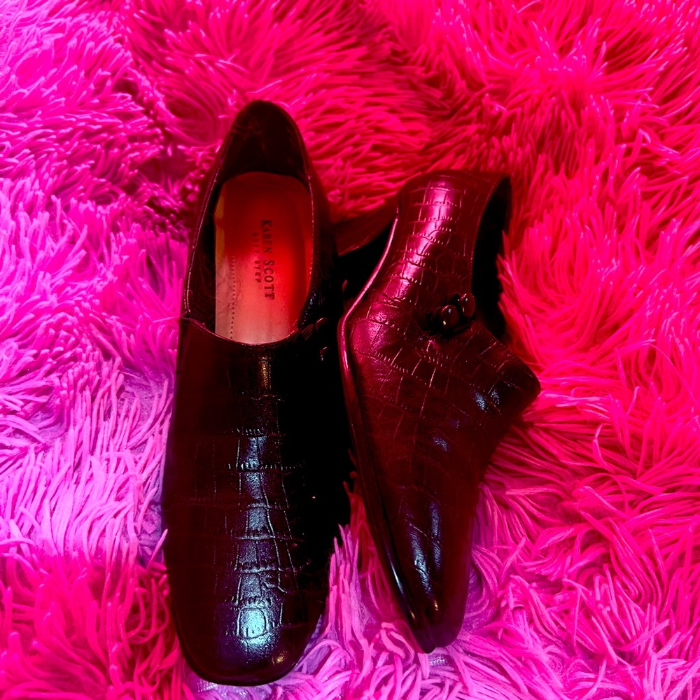 Brown loafers size 6 1/2 beautiful style
